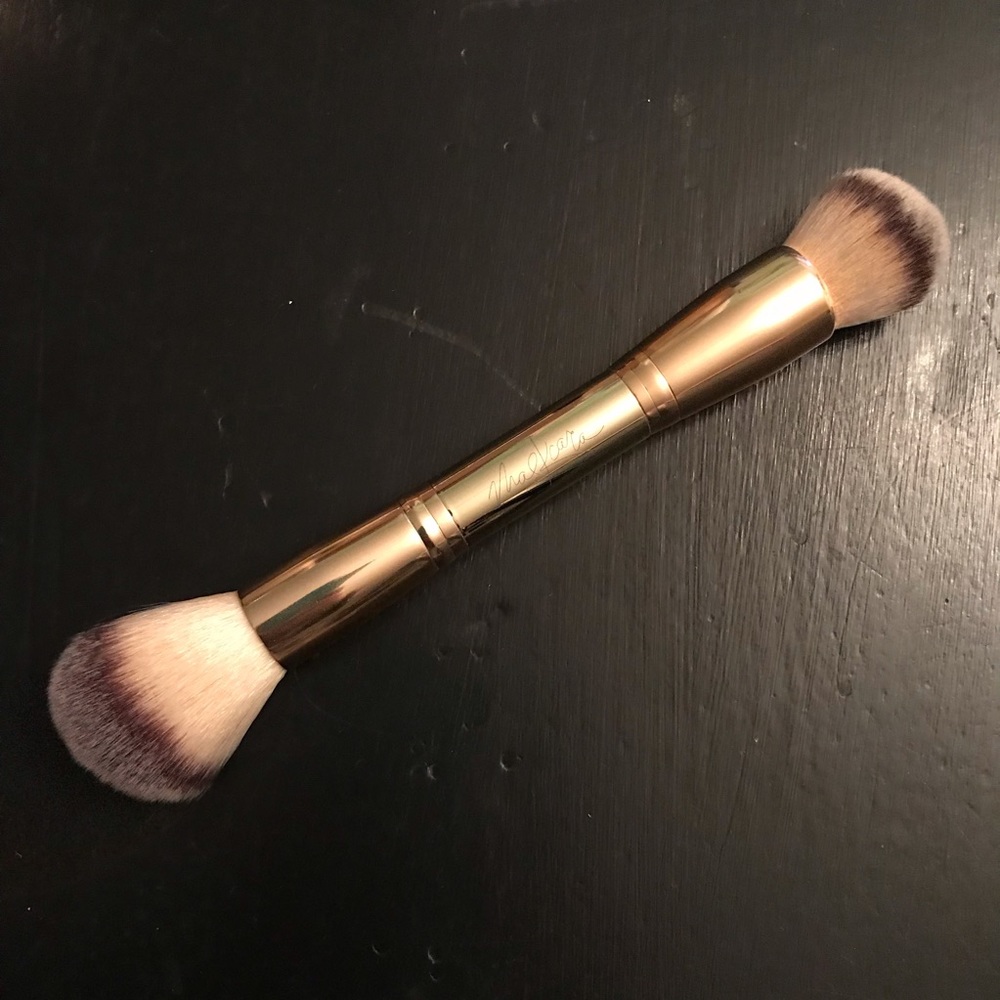 Maskcara B Squared Bronzer and Blush Brush